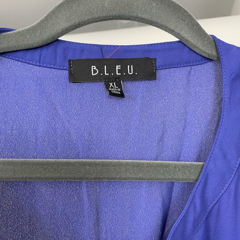 BLEU SHIRT - Picture 2 of 5